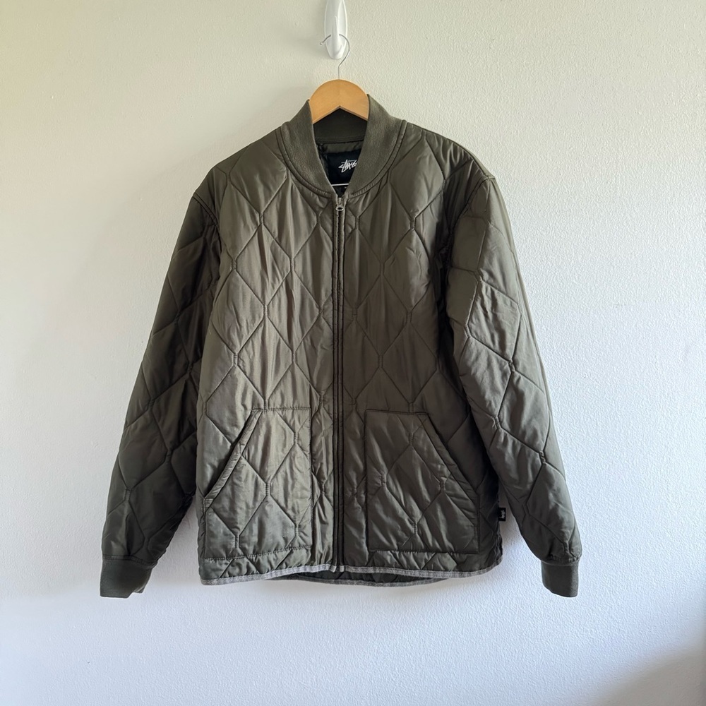Stussy Men's Quilted Military Bomber Full Zip Up Jacket Olive Green size Large - Picture 2 of 10